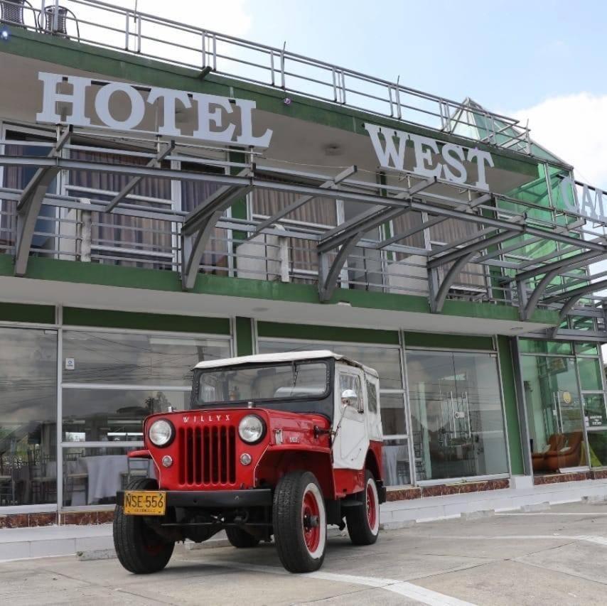 Hotel West California Puerto Espejo المظهر الخارجي الصورة