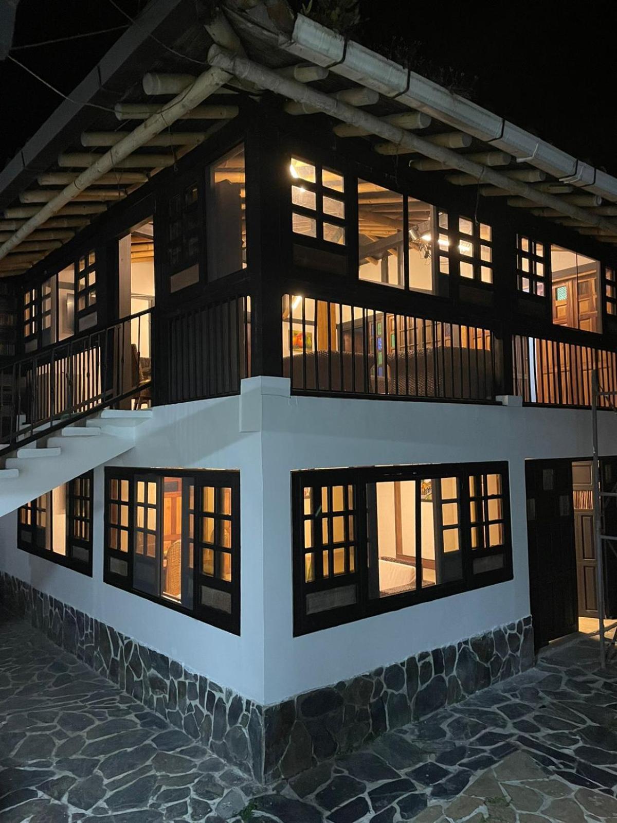 Hotel West California Puerto Espejo المظهر الخارجي الصورة