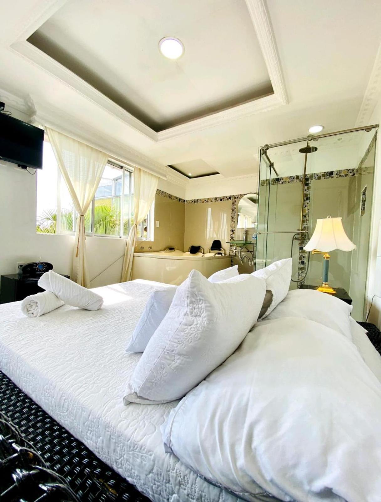 Hotel West California Puerto Espejo المظهر الخارجي الصورة